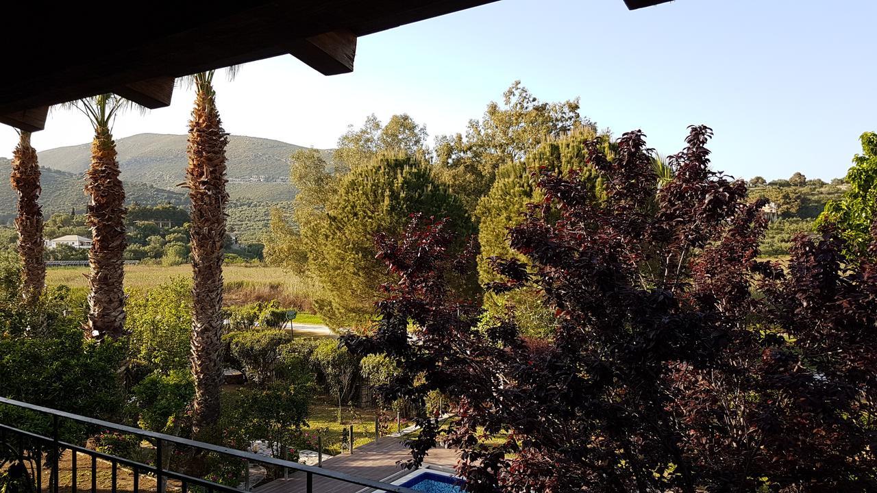 Castello Bellos Villas & Apartments Keri Bagian luar foto